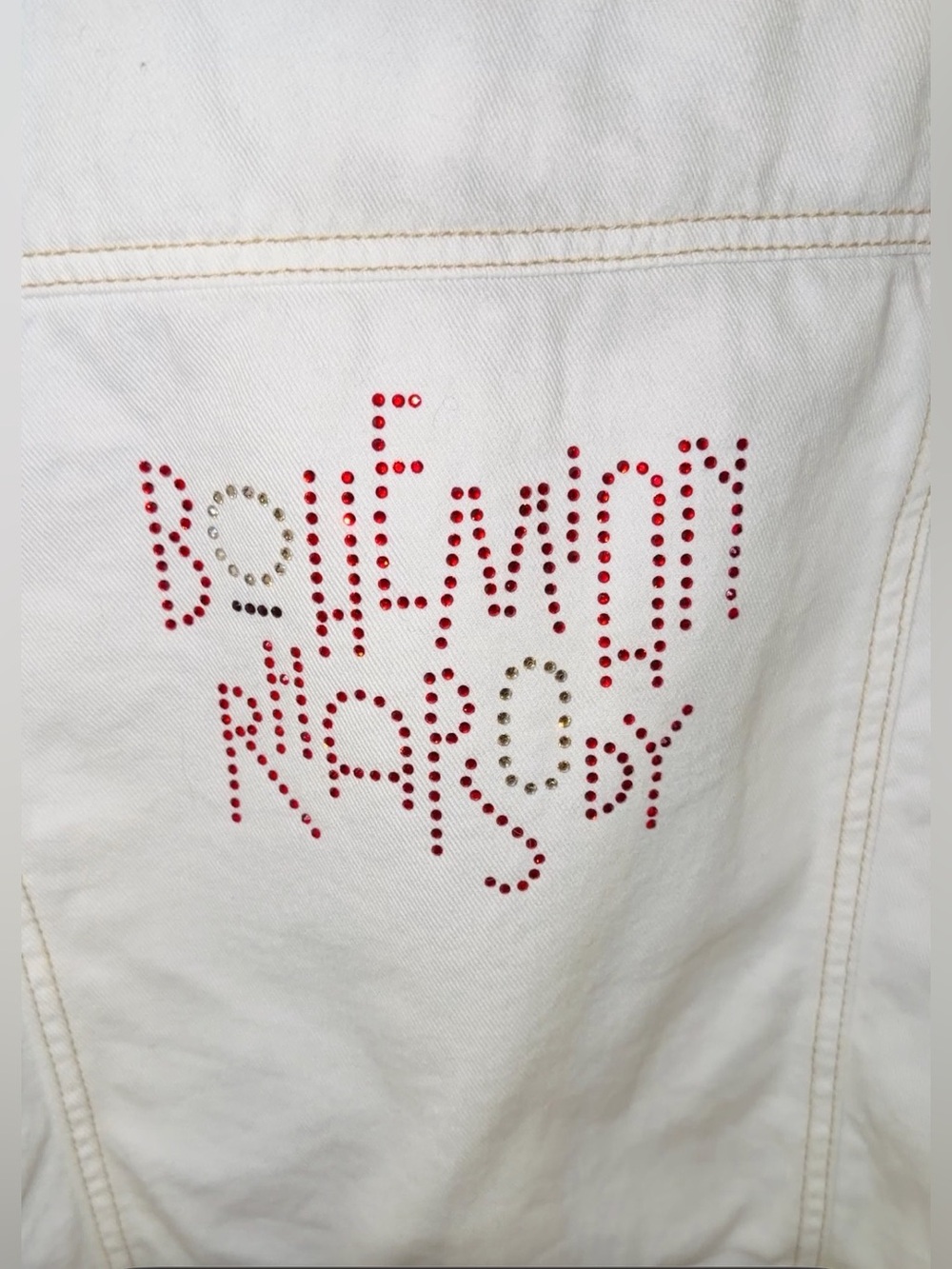 QUEEN, the band, White jean Jacket hand placed Austrian crystals!! 🤘🎤🇬🇧